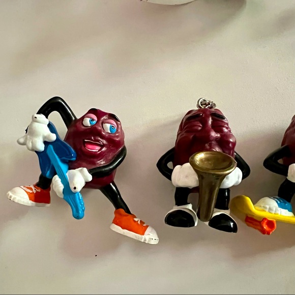 Vintage 80's California Raisins Collectable Toy Figurines - Picture 4 of 6